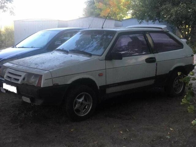 Белый ВАЗ 2108, объемом двигателя 0 л и пробегом 180 тыс. км за 1933 $, фото 1 на Automoto.ua