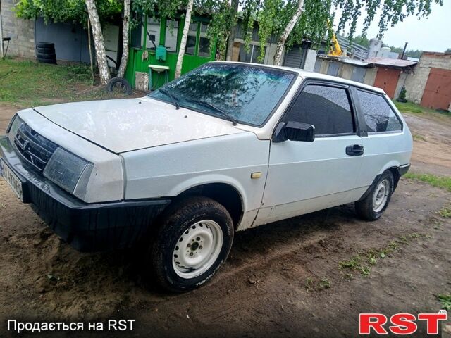 Белый ВАЗ 2108, объемом двигателя 1.3 л и пробегом 0 тыс. км за 650 $, фото 1 на Automoto.ua