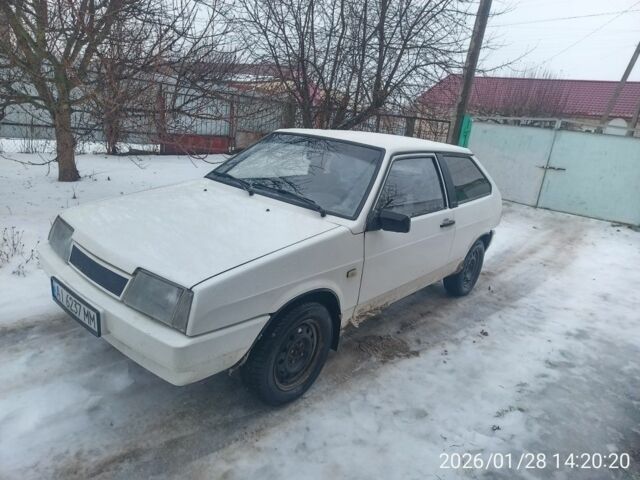 Белый ВАЗ 2108, объемом двигателя 1.6 л и пробегом 140 тыс. км за 1278 $, фото 1 на Automoto.ua