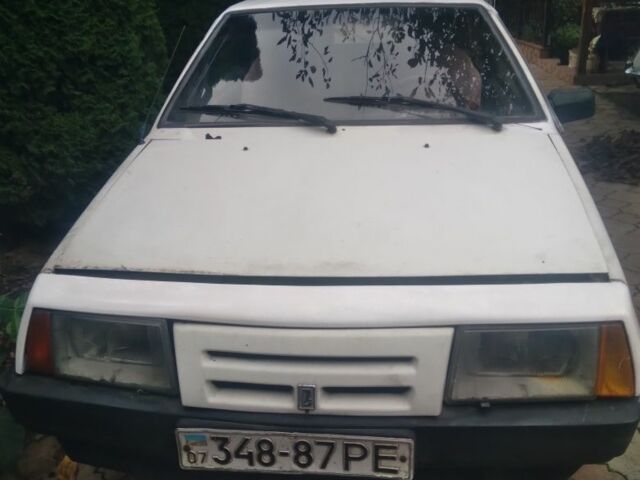 Белый ВАЗ 2108, объемом двигателя 1.5 л и пробегом 8 тыс. км за 400 $, фото 1 на Automoto.ua