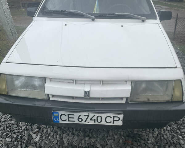 Белый ВАЗ 2108, объемом двигателя 1.3 л и пробегом 220 тыс. км за 930 $, фото 1 на Automoto.ua