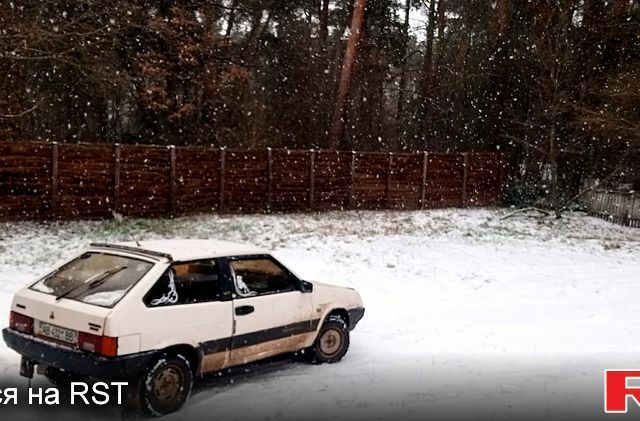 Белый ВАЗ 2108, объемом двигателя 1.5 л и пробегом 0 тыс. км за 1250 $, фото 1 на Automoto.ua