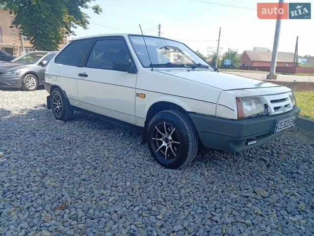 Белый ВАЗ 2108, объемом двигателя 1.29 л и пробегом 22 тыс. км за 2500 $, фото 1 на Automoto.ua