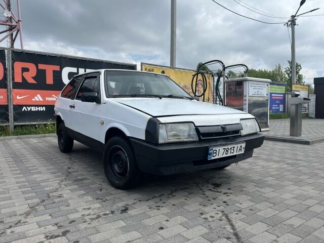 Белый ВАЗ 2108, объемом двигателя 1.1 л и пробегом 150 тыс. км за 650 $, фото 1 на Automoto.ua
