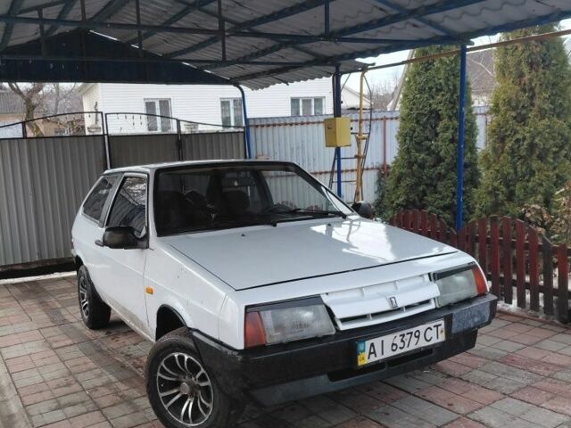 Белый ВАЗ 2108, объемом двигателя 1.1 л и пробегом 182 тыс. км за 526 $, фото 1 на Automoto.ua