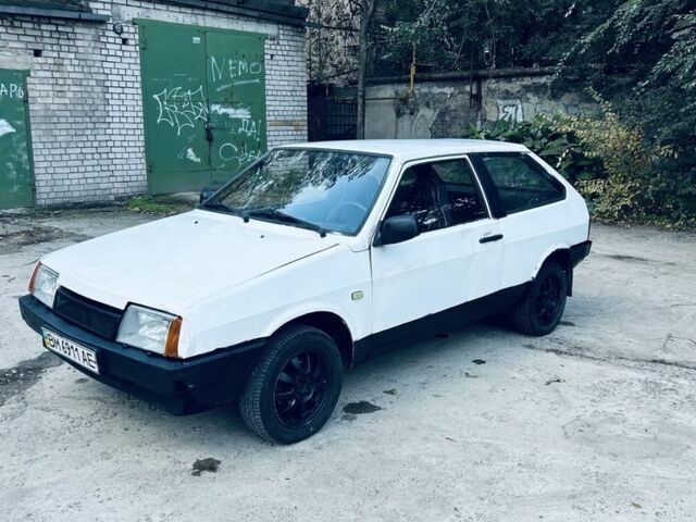 Белый ВАЗ 2108, объемом двигателя 1.5 л и пробегом 27 тыс. км за 444 $, фото 1 на Automoto.ua