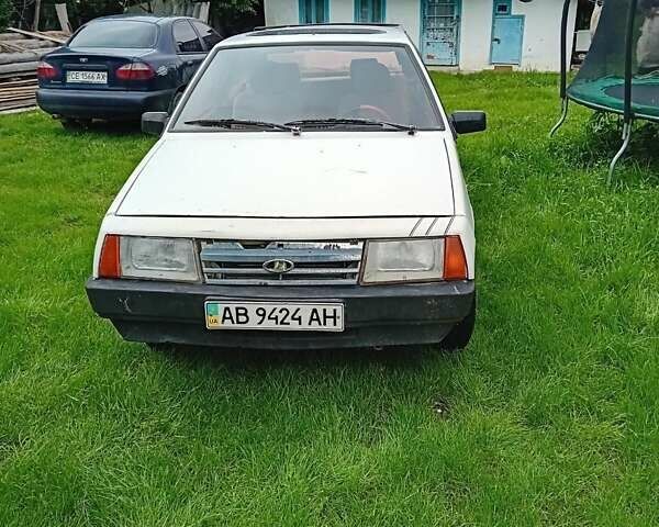 Белый ВАЗ 2108, объемом двигателя 1.29 л и пробегом 58 тыс. км за 650 $, фото 1 на Automoto.ua