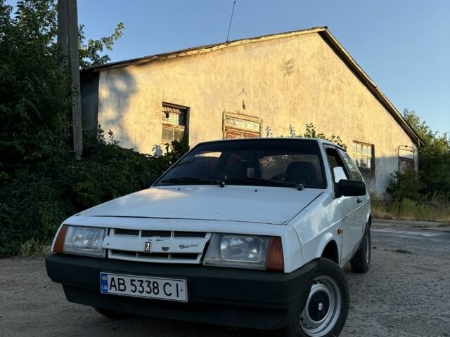 Белый ВАЗ 2108, объемом двигателя 1.5 л и пробегом 1000 тыс. км за 600 $, фото 1 на Automoto.ua