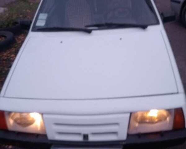 Белый ВАЗ 2108, объемом двигателя 1.29 л и пробегом 70 тыс. км за 1330 $, фото 1 на Automoto.ua