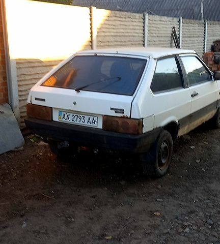 Белый ВАЗ 2108, объемом двигателя 1.5 л и пробегом 258 тыс. км за 400 $, фото 1 на Automoto.ua
