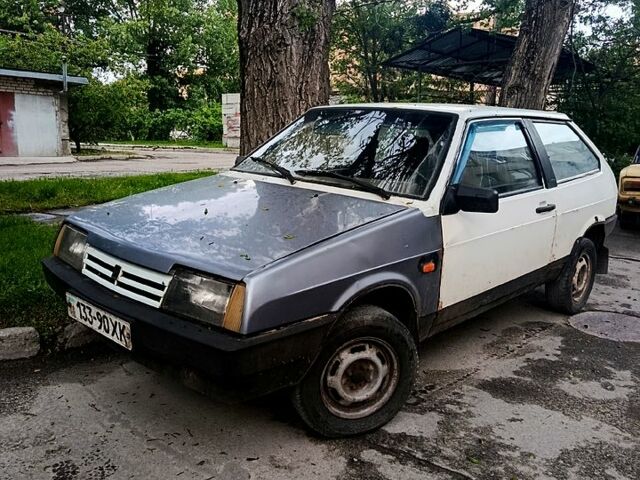 Білий ВАЗ 2108, об'ємом двигуна 1.5 л та пробігом 250 тис. км за 400 $, фото 1 на Automoto.ua