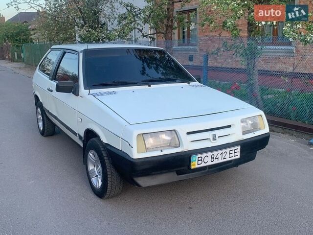 Білий ВАЗ 2108, об'ємом двигуна 1.29 л та пробігом 330 тис. км за 700 $, фото 1 на Automoto.ua