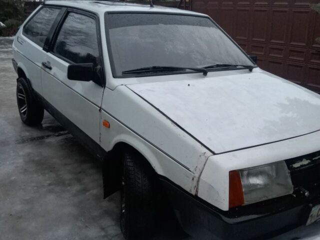 Белый ВАЗ 2108, объемом двигателя 0 л и пробегом 111 тыс. км за 700 $, фото 1 на Automoto.ua