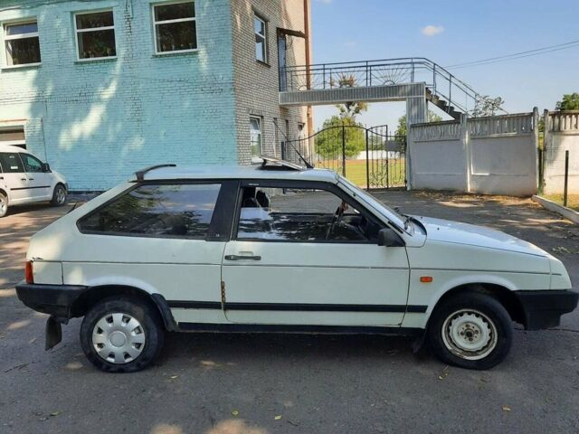 Белый ВАЗ 2108, объемом двигателя 1.29 л и пробегом 83 тыс. км за 850 $, фото 1 на Automoto.ua