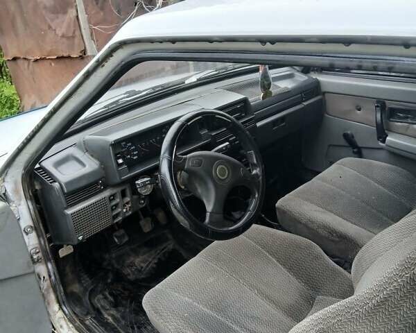 Белый ВАЗ 2108, объемом двигателя 1 л и пробегом 350 тыс. км за 700 $, фото 1 на Automoto.ua