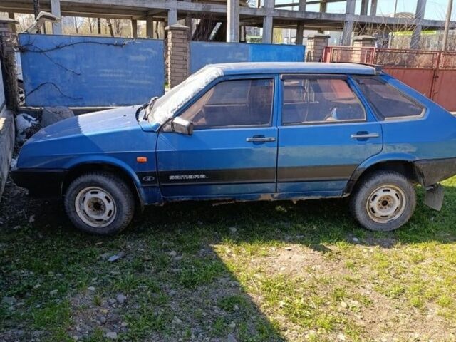 Белый ВАЗ 2108, объемом двигателя 1.5 л и пробегом 215 тыс. км за 1250 $, фото 1 на Automoto.ua