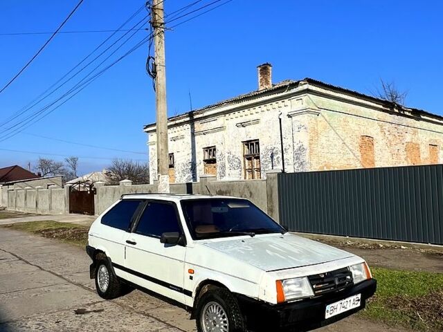 Белый ВАЗ 2108, объемом двигателя 1.3 л и пробегом 99 тыс. км за 750 $, фото 1 на Automoto.ua