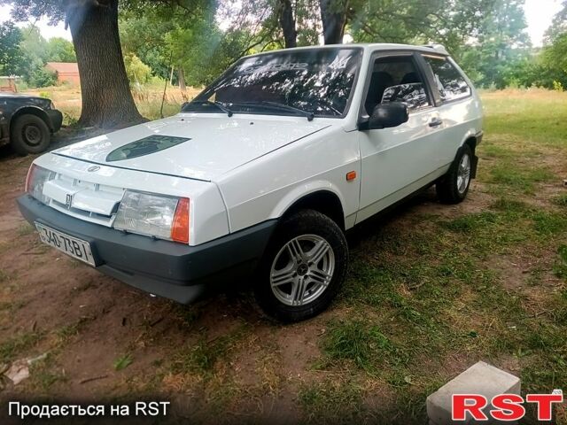 Белый ВАЗ 2108, объемом двигателя 1.3 л и пробегом 61 тыс. км за 1250 $, фото 1 на Automoto.ua