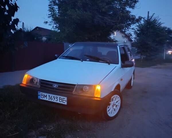 Білий ВАЗ 2108, об'ємом двигуна 1.29 л та пробігом 300 тис. км за 1200 $, фото 1 на Automoto.ua