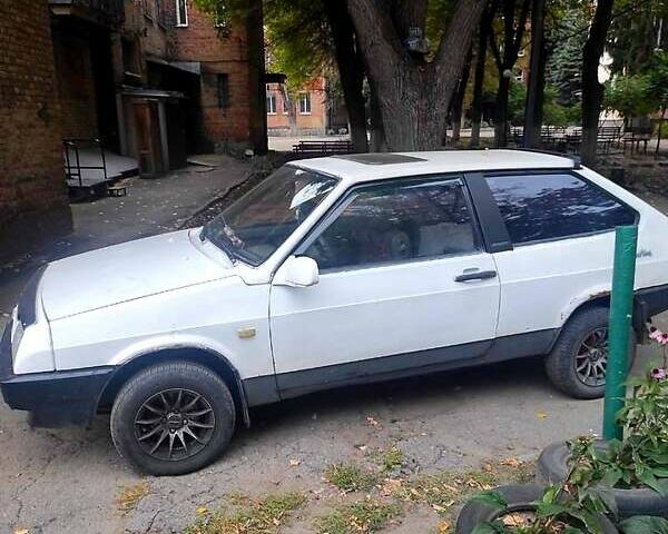 Белый ВАЗ 2108, объемом двигателя 1.3 л и пробегом 75 тыс. км за 1500 $, фото 1 на Automoto.ua