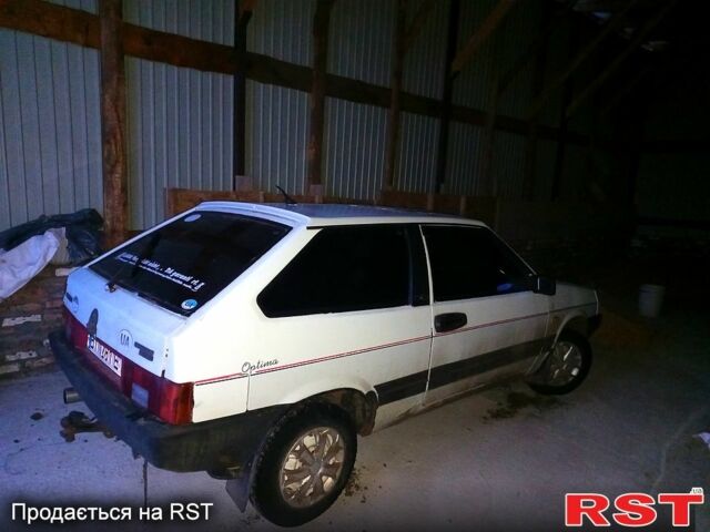 Белый ВАЗ 2108, объемом двигателя 1.5 л и пробегом 211 тыс. км за 850 $, фото 1 на Automoto.ua