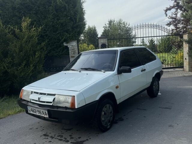 Белый ВАЗ 2108, объемом двигателя 1.3 л и пробегом 200 тыс. км за 750 $, фото 1 на Automoto.ua