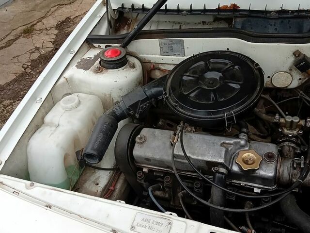 Белый ВАЗ 2108, объемом двигателя 1.1 л и пробегом 237 тыс. км за 900 $, фото 1 на Automoto.ua