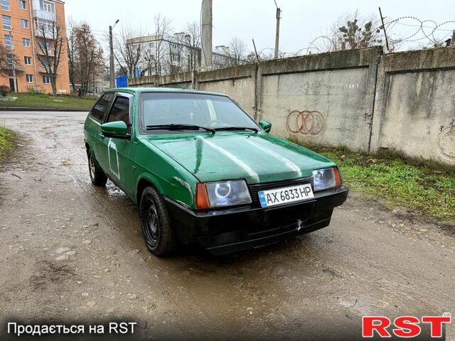 Белый ВАЗ 2108, объемом двигателя 1.5 л и пробегом 240 тыс. км за 380 $, фото 1 на Automoto.ua