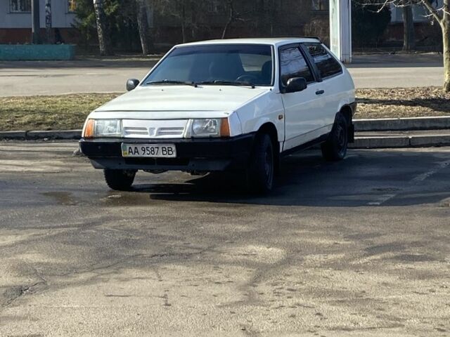 Белый ВАЗ 2108, объемом двигателя 1.5 л и пробегом 200 тыс. км за 567 $, фото 1 на Automoto.ua