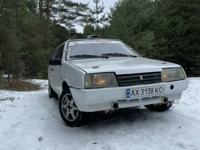 Белый ВАЗ 2108, объемом двигателя 1.6 л и пробегом 20 тыс. км за 5000 $, фото 1 на Automoto.ua