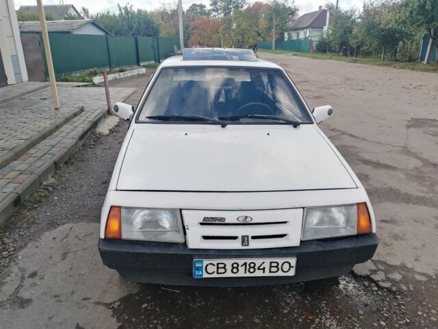 Белый ВАЗ 2108, объемом двигателя 1.3 л и пробегом 1 тыс. км за 650 $, фото 1 на Automoto.ua