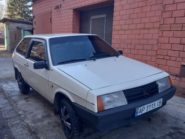 Белый ВАЗ 2108, объемом двигателя 1.1 л и пробегом 115 тыс. км за 1050 $, фото 1 на Automoto.ua