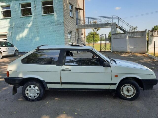 Белый ВАЗ 2108, объемом двигателя 1.29 л и пробегом 83 тыс. км за 850 $, фото 1 на Automoto.ua