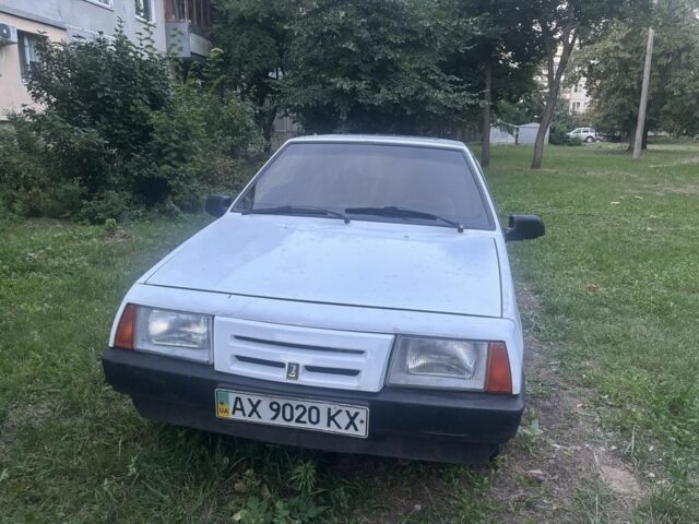 Белый ВАЗ 2108, объемом двигателя 1.3 л и пробегом 666 тыс. км за 601 $, фото 1 на Automoto.ua