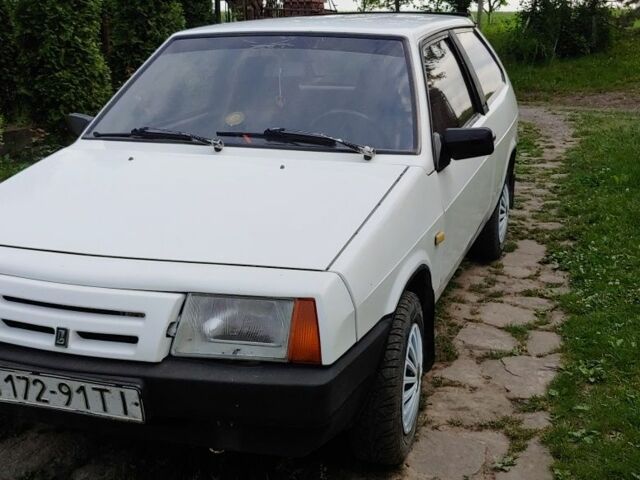 Белый ВАЗ 2108, объемом двигателя 0 л и пробегом 35 тыс. км за 700 $, фото 1 на Automoto.ua