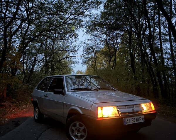 ВАЗ 2108 1993 в Чернигове на Automoto.ua Белый ВАЗ 2108, объемом двигателя 1.29 л и пробегом 48 тыс. км за 950 $, фото 1 на Automoto.ua