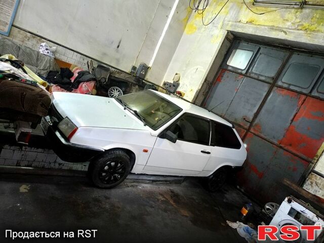 Белый ВАЗ 2108, объемом двигателя 1.3 л и пробегом 0 тыс. км за 650 $, фото 1 на Automoto.ua