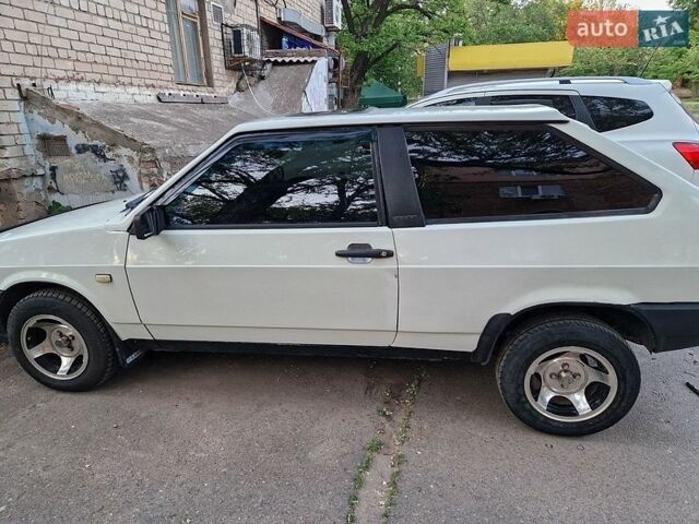 Белый ВАЗ 2108, объемом двигателя 1.5 л и пробегом 189 тыс. км за 1500 $, фото 1 на Automoto.ua