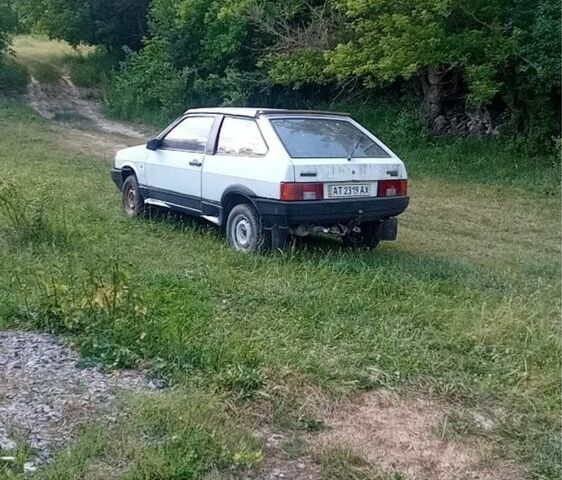 Белый ВАЗ 2108, объемом двигателя 1 л и пробегом 20 тыс. км за 241 $, фото 1 на Automoto.ua