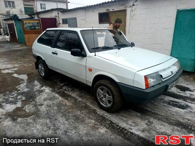 Белый ВАЗ 2108, объемом двигателя 1.5 л и пробегом 0 тыс. км за 1500 $, фото 1 на Automoto.ua