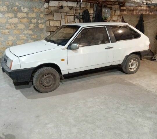 ВАЗ 2108 1994 в Новом Буге на Automoto.ua Белый ВАЗ 2108, объемом двигателя 1.1 л и пробегом 555 тыс. км за 1000 $, фото 1 на Automoto.ua