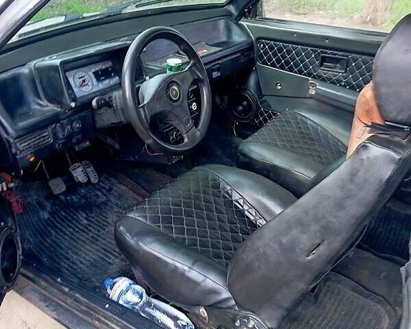 Белый ВАЗ 2108, объемом двигателя 1.3 л и пробегом 100 тыс. км за 950 $, фото 1 на Automoto.ua