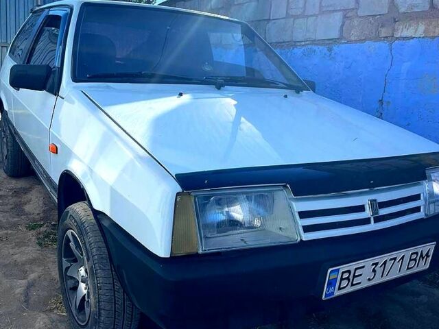 Белый ВАЗ 2108, объемом двигателя 1.5 л и пробегом 97 тыс. км за 1700 $, фото 1 на Automoto.ua