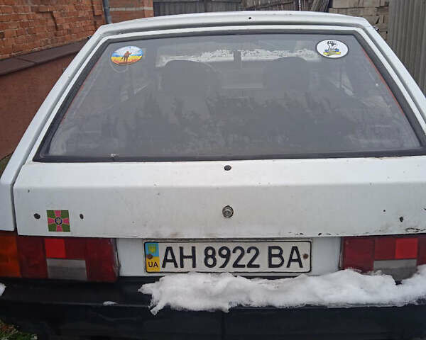 Белый ВАЗ 2108, объемом двигателя 1.5 л и пробегом 50 тыс. км за 820 $, фото 1 на Automoto.ua