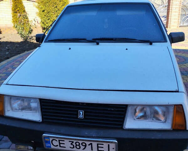 Белый ВАЗ 2108, объемом двигателя 1.1 л и пробегом 150 тыс. км за 1550 $, фото 1 на Automoto.ua
