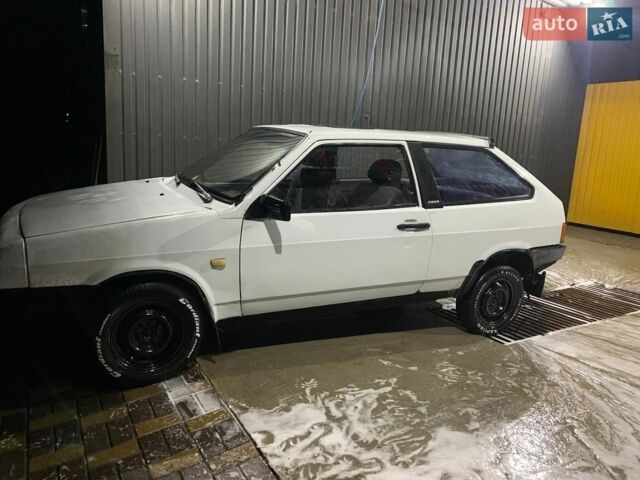 Белый ВАЗ 2108, объемом двигателя 1.3 л и пробегом 70 тыс. км за 633 $, фото 1 на Automoto.ua