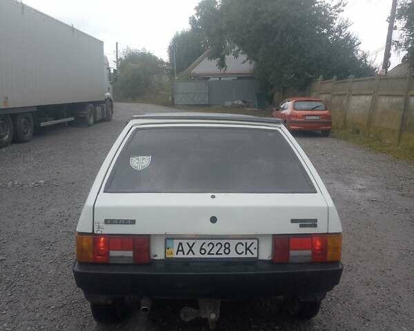 ВАЗ 2108 1995 у Вінниці на Automoto.ua Білий ВАЗ 2108, об'ємом двигуна 1.1 л та пробігом 30 тис. км за 750 $, фото 1 на Automoto.ua