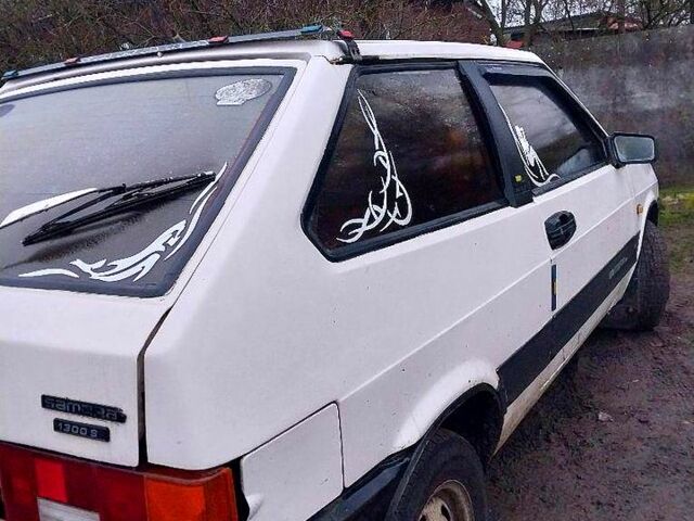 Білий ВАЗ 2108, об'ємом двигуна 1.3 л та пробігом 200 тис. км за 900 $, фото 1 на Automoto.ua