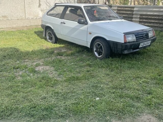 Белый ВАЗ 2108, объемом двигателя 1.3 л и пробегом 180 тыс. км за 1200 $, фото 1 на Automoto.ua
