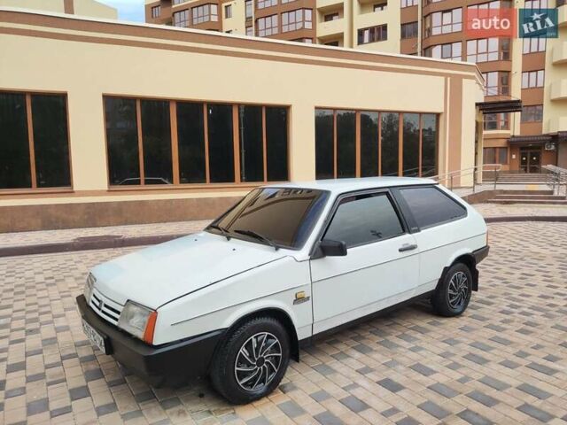 ВАЗ 2108 1996 в Измаиле на Automoto.ua Белый ВАЗ 2108, объемом двигателя 1.5 л и пробегом 220 тыс. км за 1200 $, фото 1 на Automoto.ua